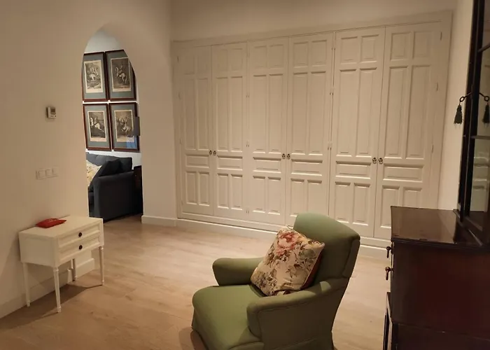 Guesting Merced شقة