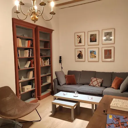 Guesting Merced Apartment